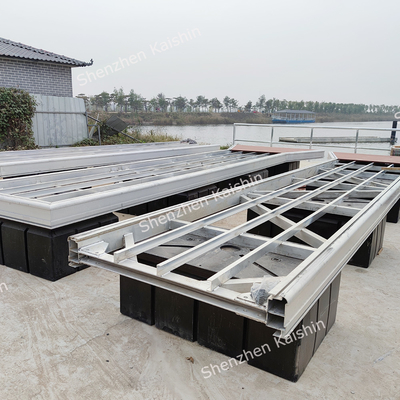 Pływające doki dla łodzi morskich ze stopu aluminium do marin, klubów jachtowych i projektów nadbrzeżnych